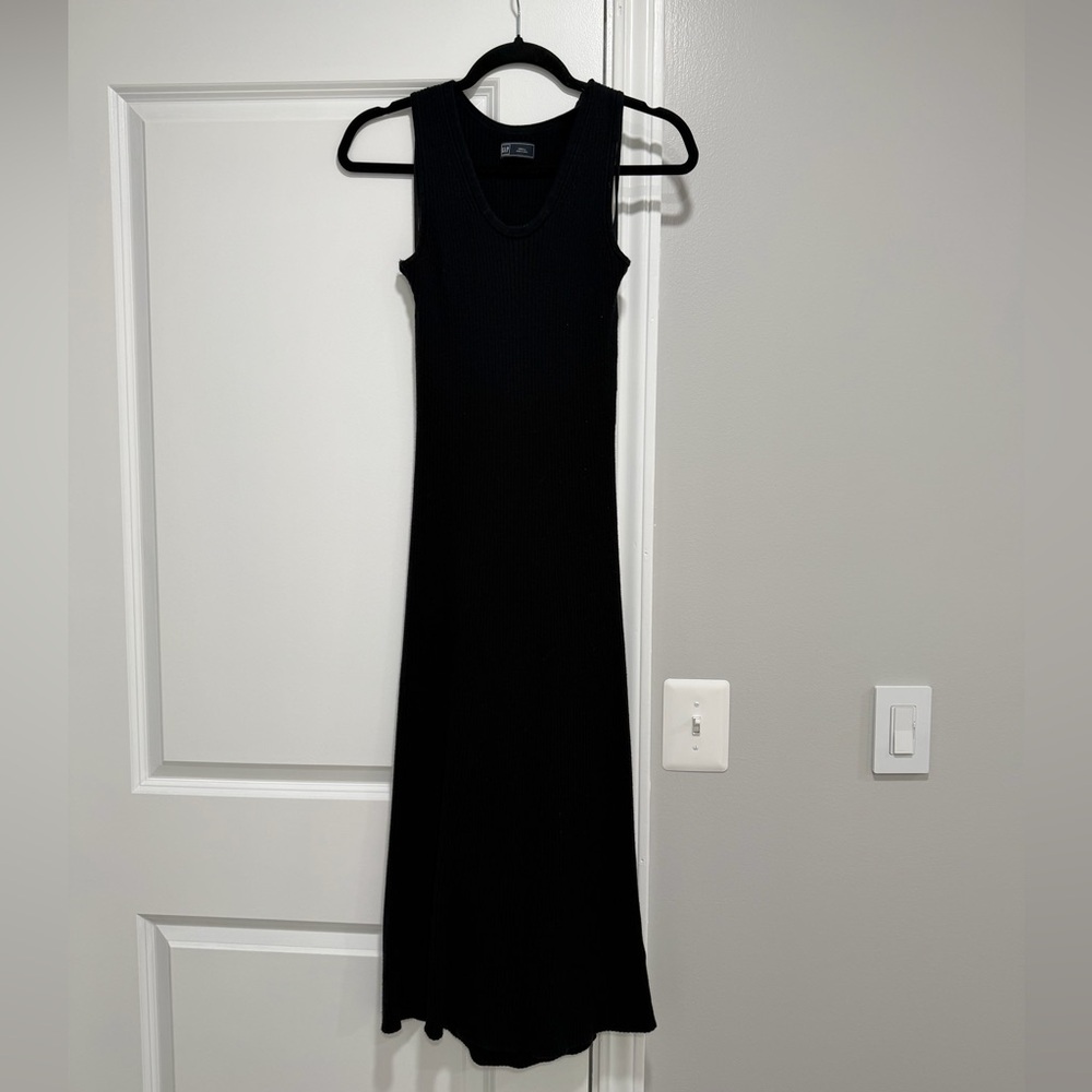 GAP Black Sleeveless ribbed dress size S